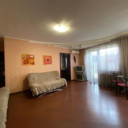 Comfy Apartment Most City Area Dnipro Exterior photo